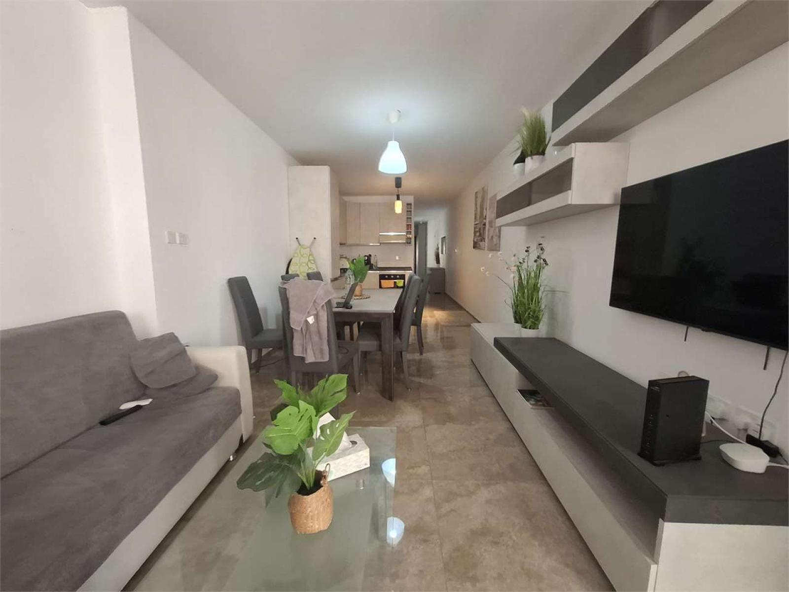 feedimg_3m37k9d198lac692mlS