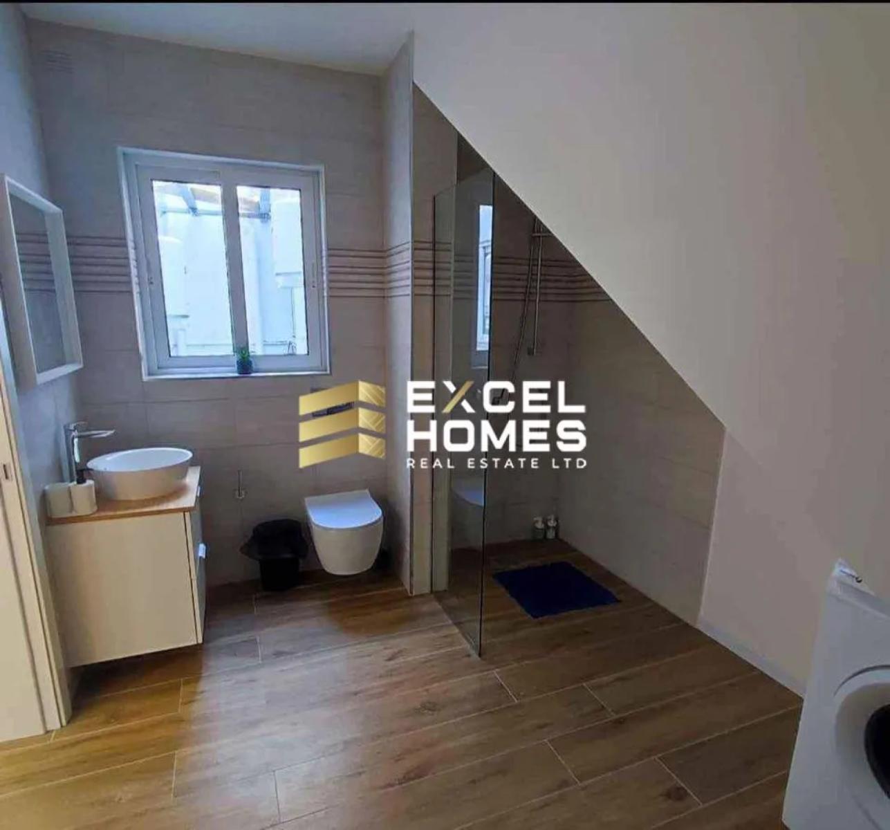 2 Bedrooms Apartment In Marsascala