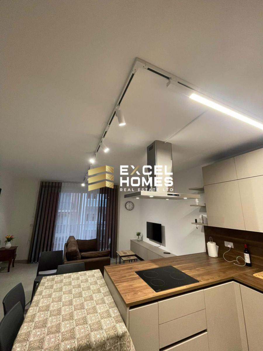 2-bedroom apartment to let in Buġibba