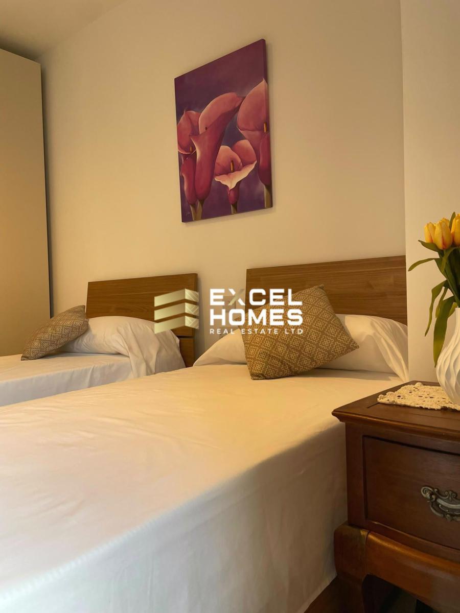 2-bedroom apartment to let in Buġibba