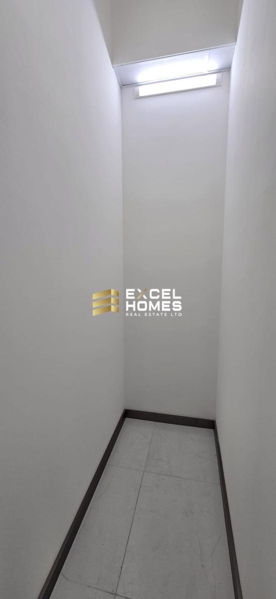 feedimg_r1rf8aqr1kb30ZOmOsy