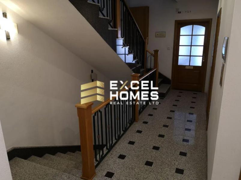 Commercial for sale in San Ġwann