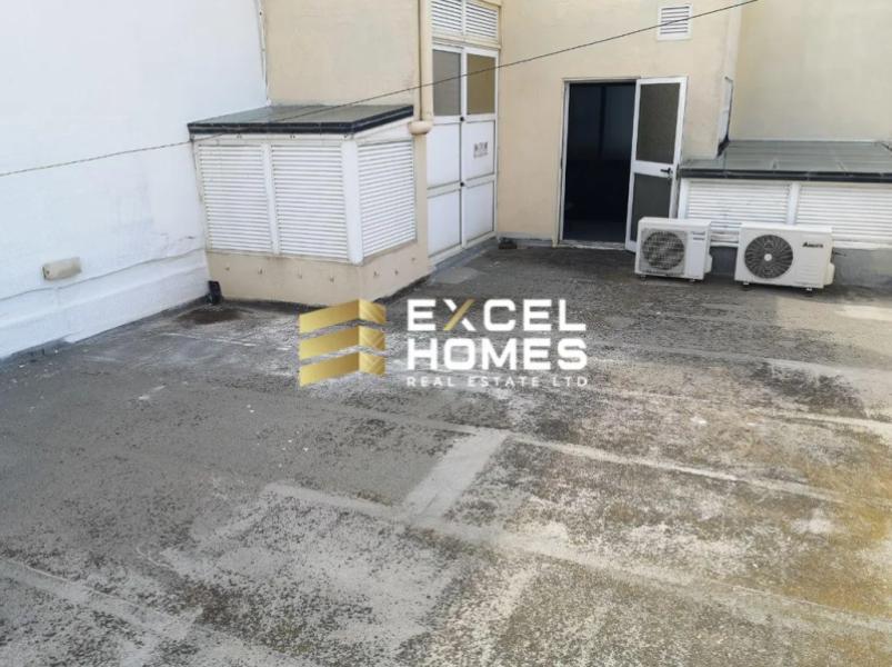 Commercial for sale in San Ġwann