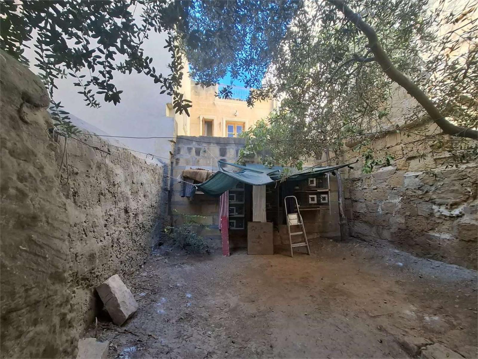 3-bedroom house of character for sale in Żejtun