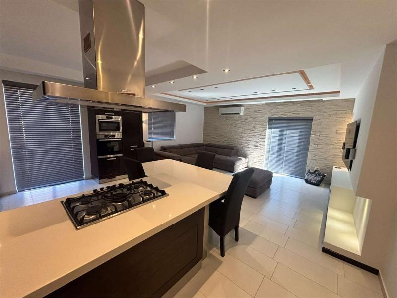 3-bedroom apartment for sale in Żurrieq