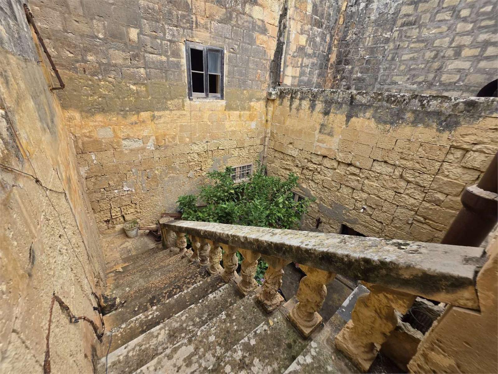 3-bedroom house of character for sale in Żejtun