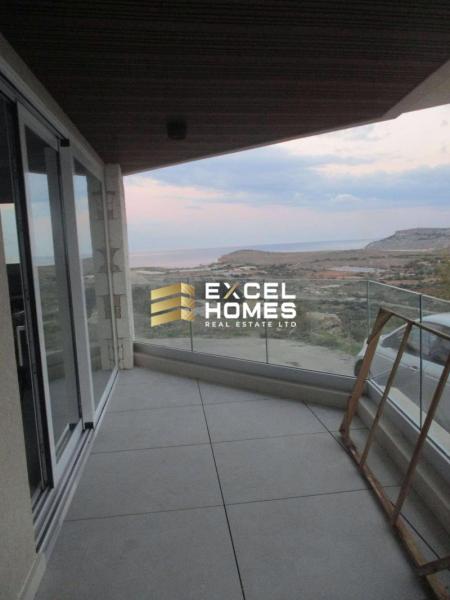 3-bedroom apartment to let in Mellieħa
