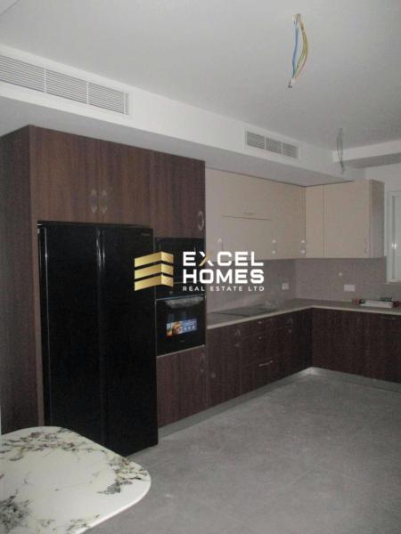 3-bedroom apartment to let in Mellieħa