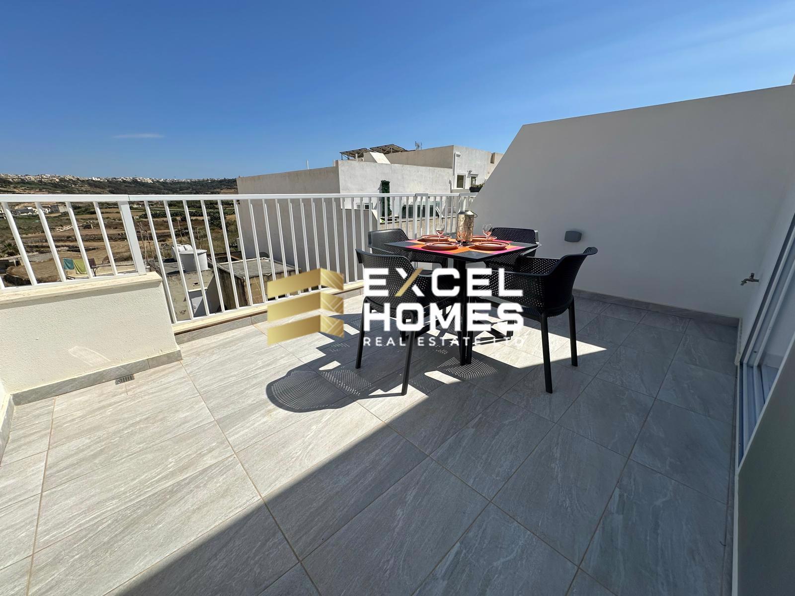 2-bedroom penthouse to let in Marsalforn