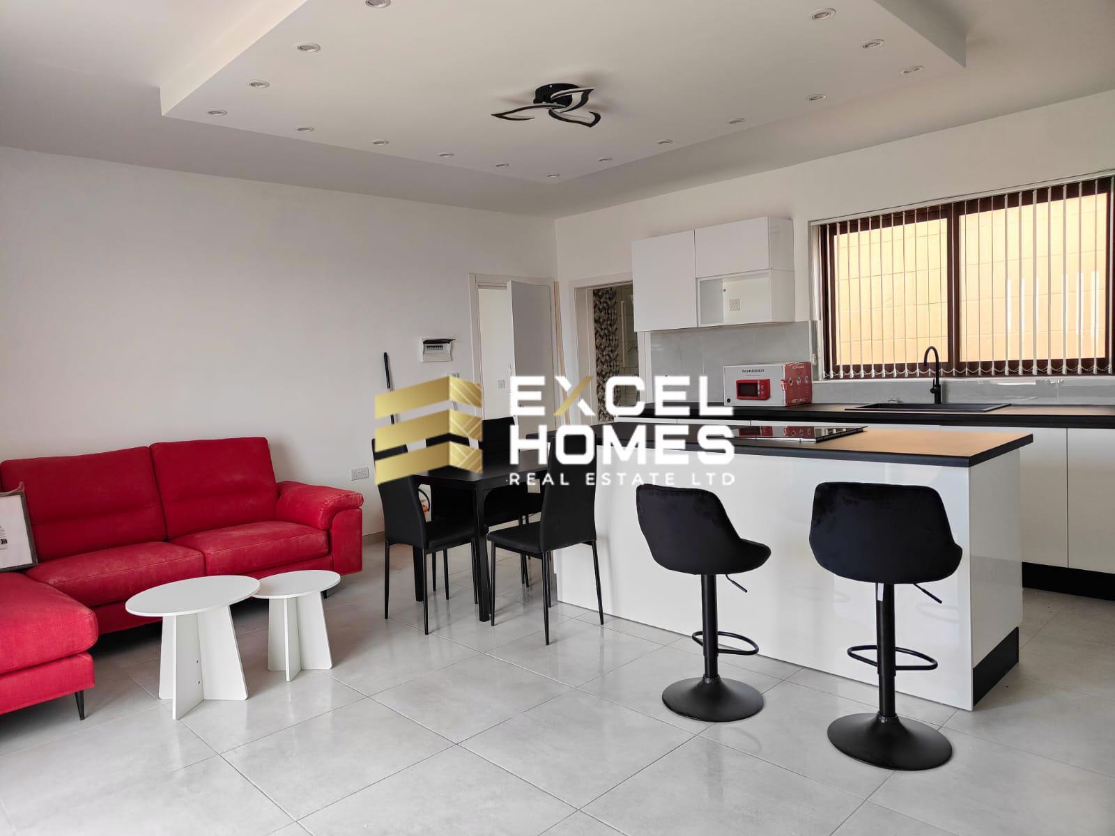 2-bedroom penthouse to let in Nadur