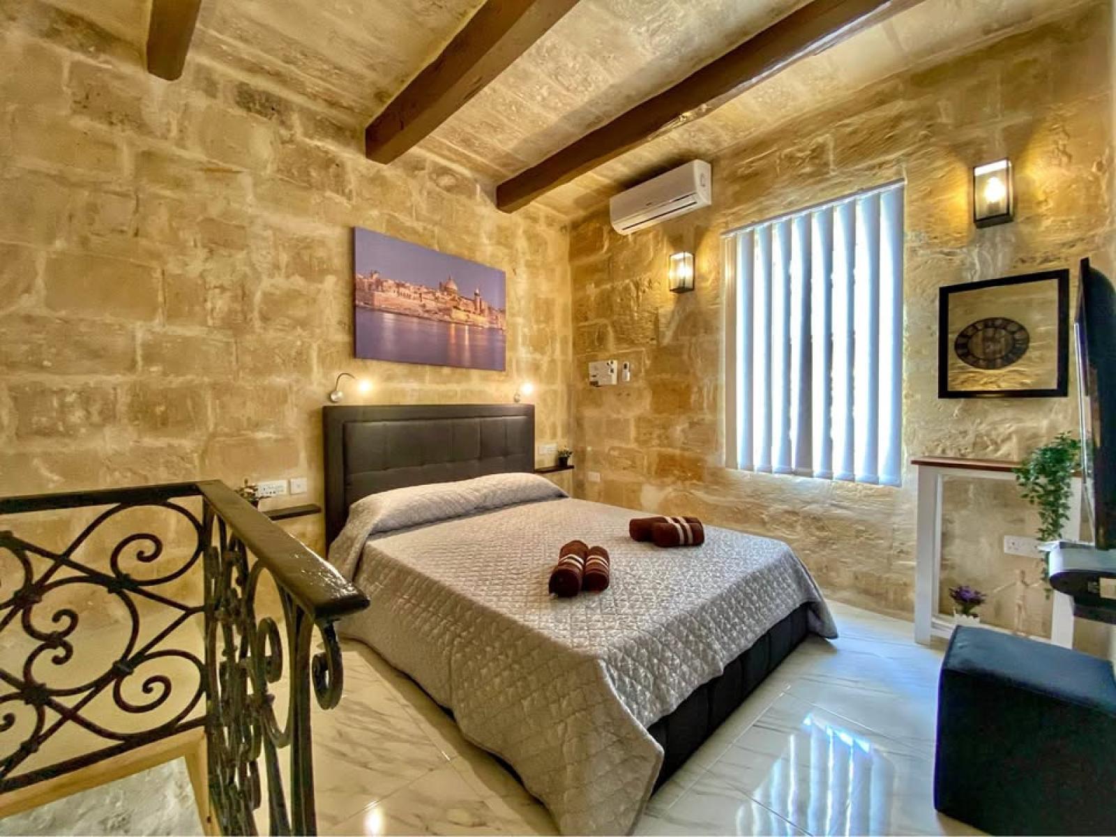1-bedroom townhouse to let in Senglea
