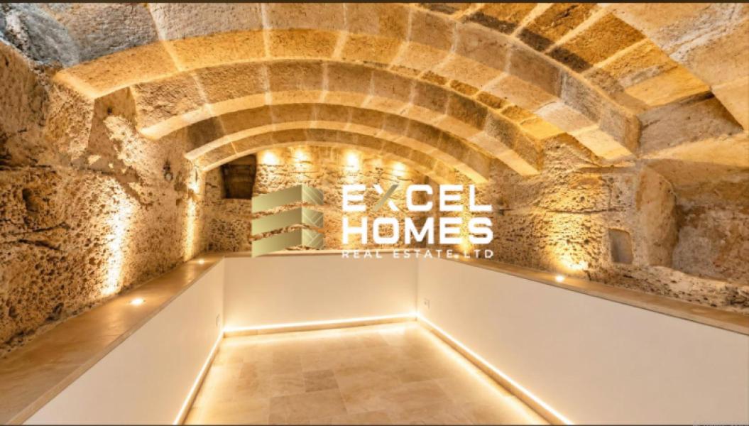 4-bedroom house of character for sale in Żebbuġ