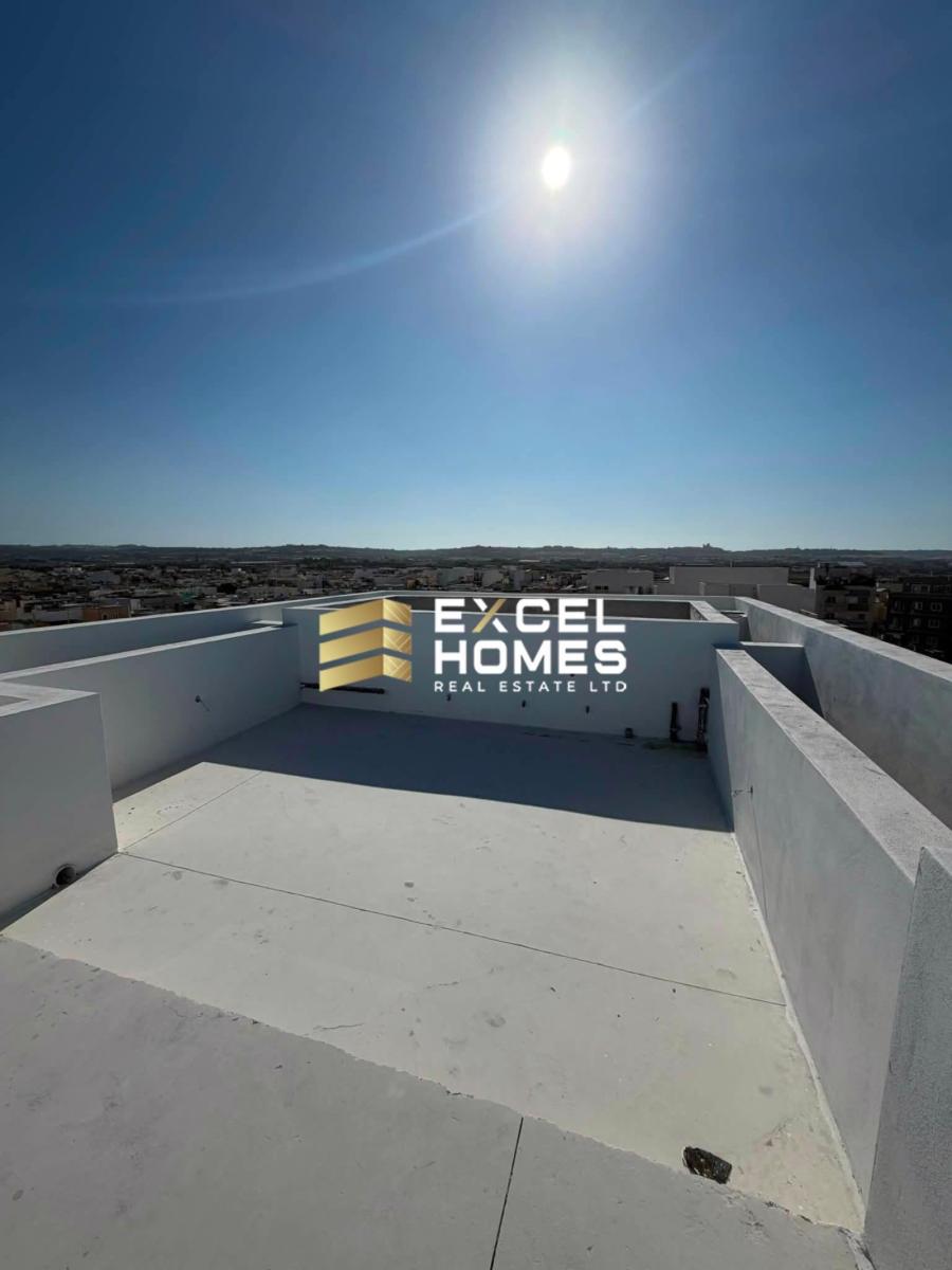 3-bedroom penthouse for sale in Żebbuġ