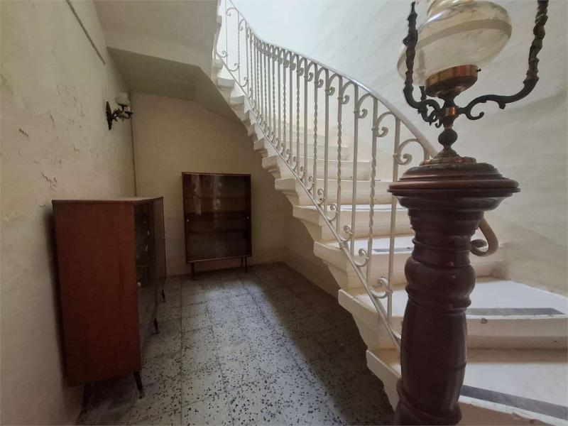 2-bedroom maisonette for sale in Ħamrun