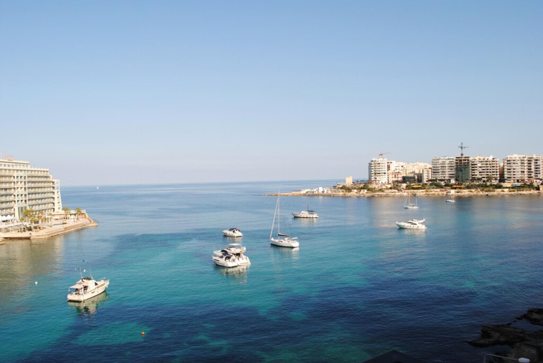 2-bedroom apartment to let in St Julian's